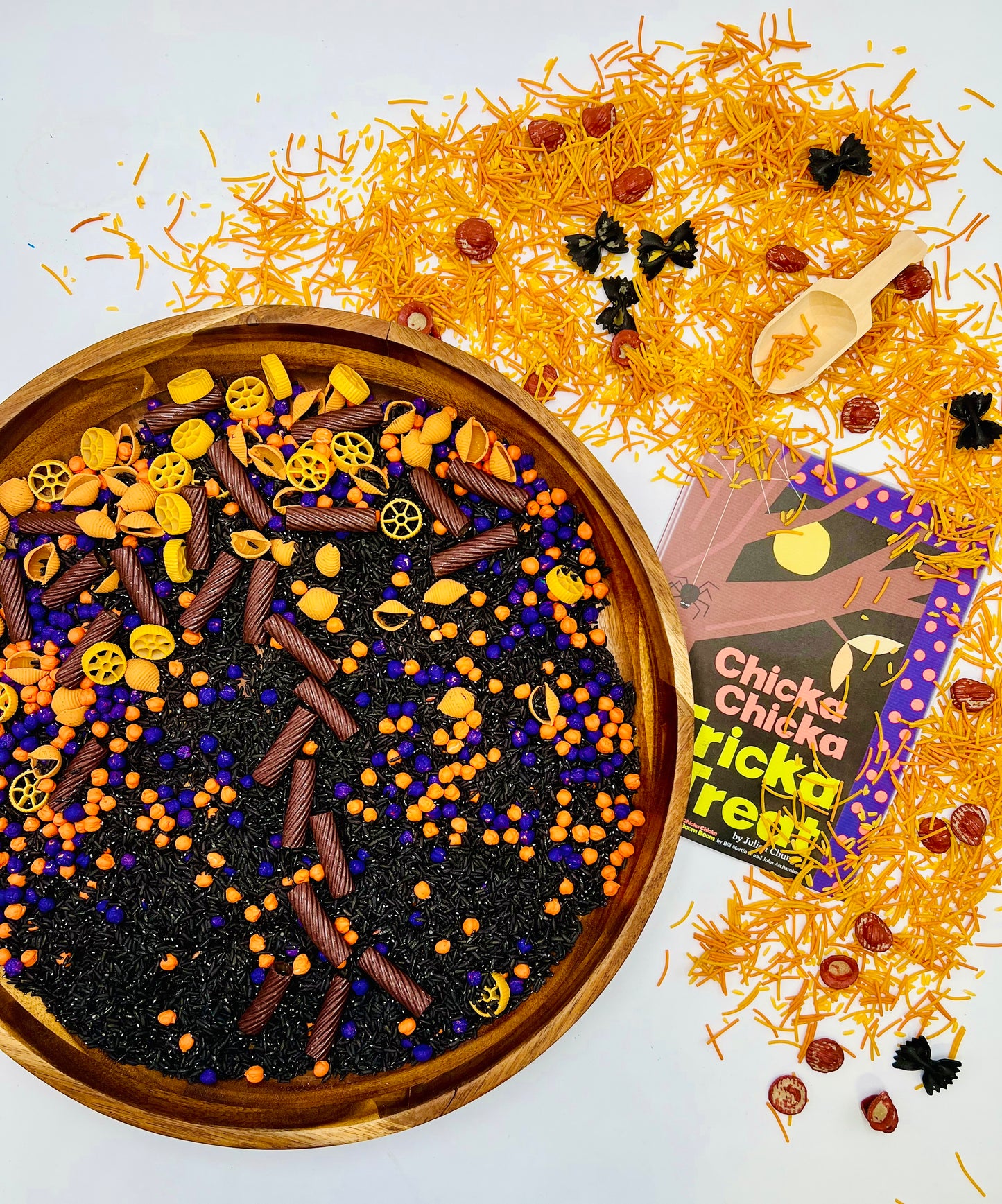 Chicka Trick or Treat Mix
